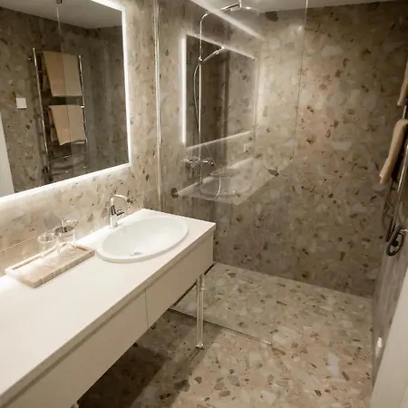 Loft 27 Apartment *