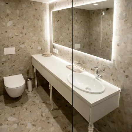 Loft 27 Apartment *